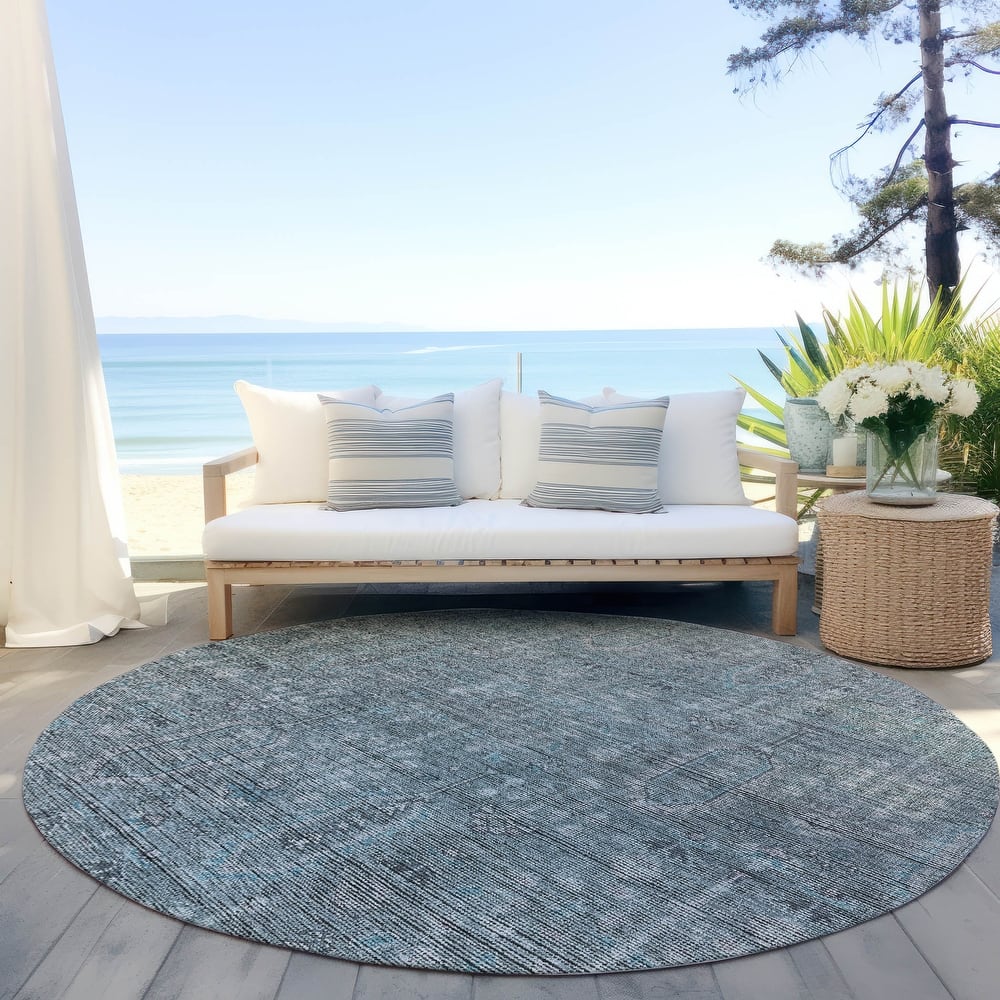 Machine Washable Indoor/ Outdoor Chantille Traditional Distressed Rug