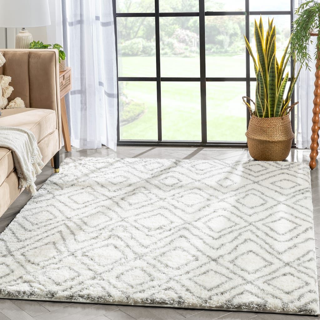 Well Woven Celeste Lagos Tribal Diamond Pattern Area Rug