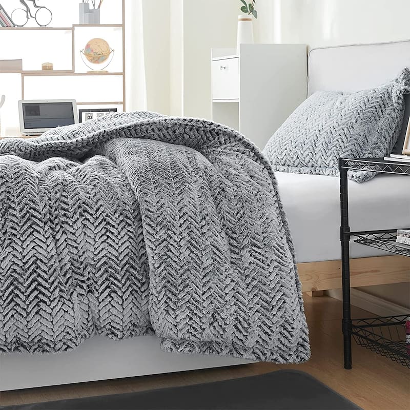 Cozy Peaks® - Coma Inducer® Oversized Comforter Set - Chevron Frosted Black