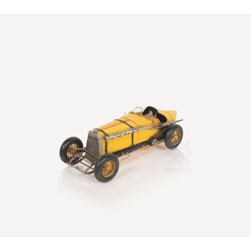 Alfa Romeo P2 Classic Racing Car Sculpture