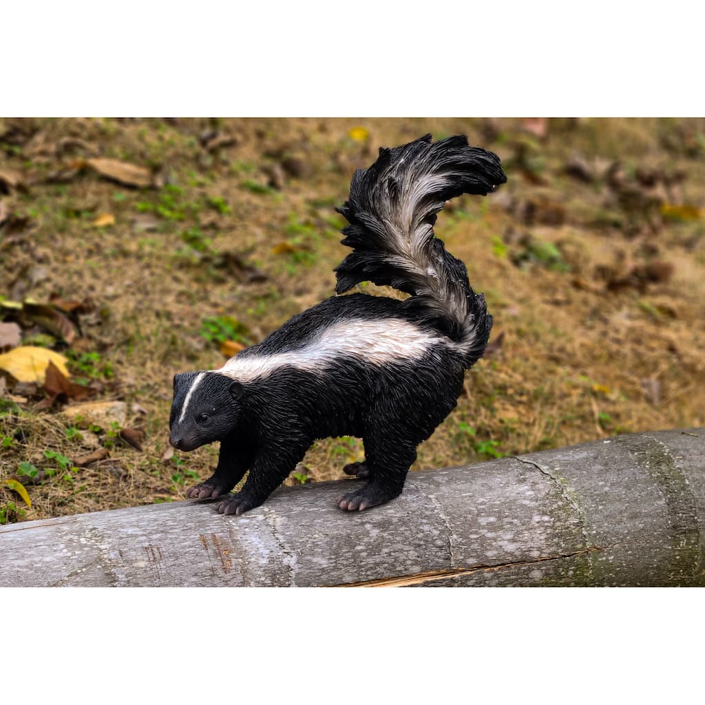 Walking Skunk Statue