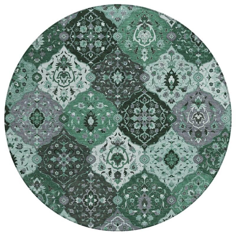 Machine Washable Indoor/ Outdoor Traditional Panel Chantille Rug