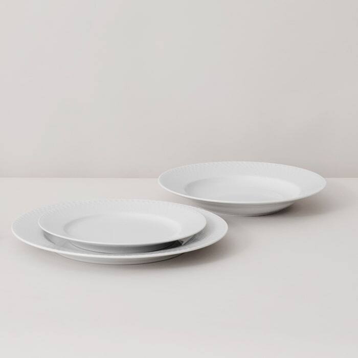Lyngby Porcelæn Rhombe Dinner Plate, White - Ø: 10.6"