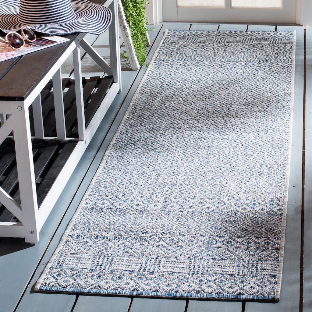 SAFAVIEH Courtyard Leonara Indoor/Outdoor Waterproof Patio Backyard Rug