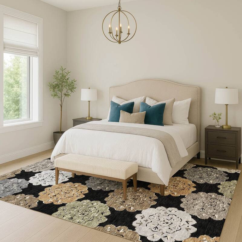 Machine Washable Indoor/ Outdoor Global Motif Chantille Rug