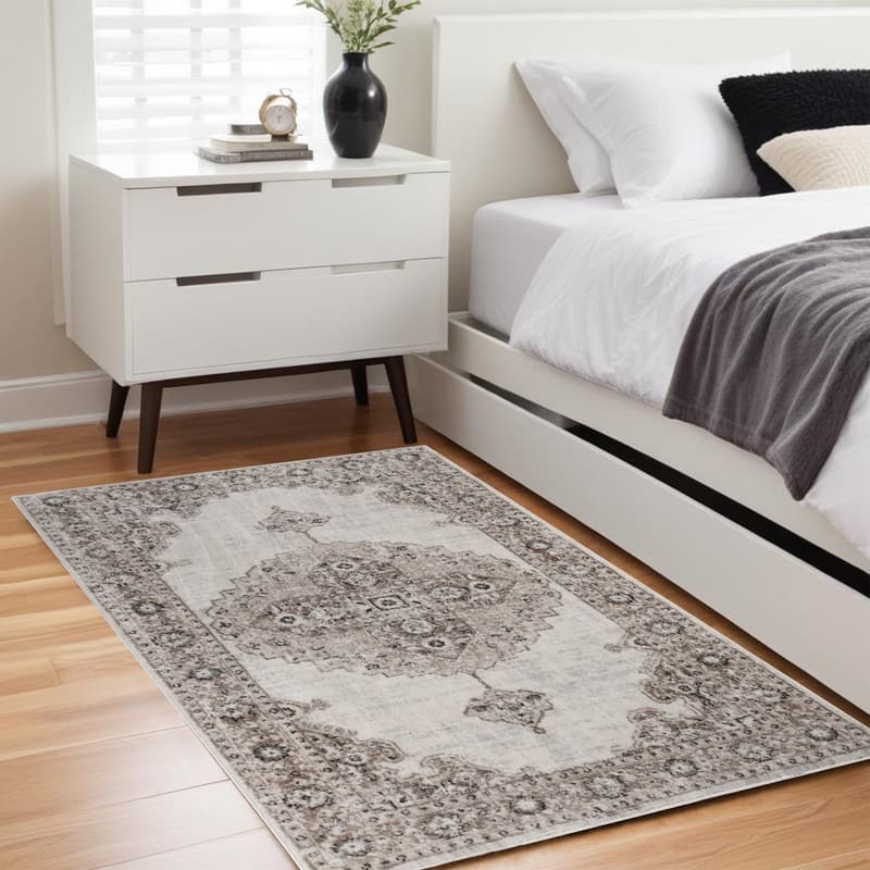 Superior Demelza Traditional Oriental Medallion Indoor Runner or Area Rug - 3' x 5' - Taupe