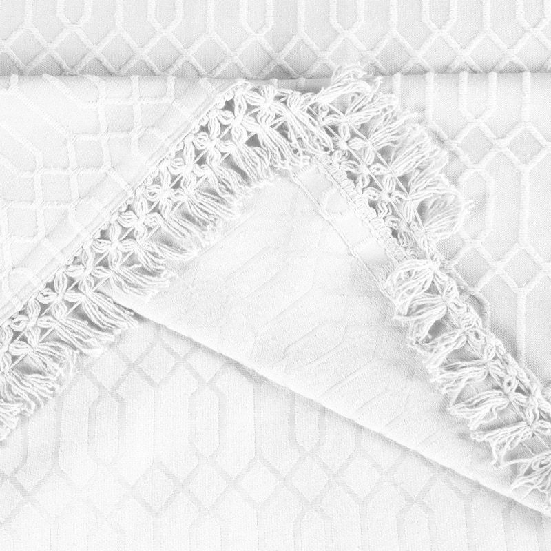 Blue Nile Mills Geometric Jacquard Cotton Blend 3-Piece Bedspread Set with Fringe