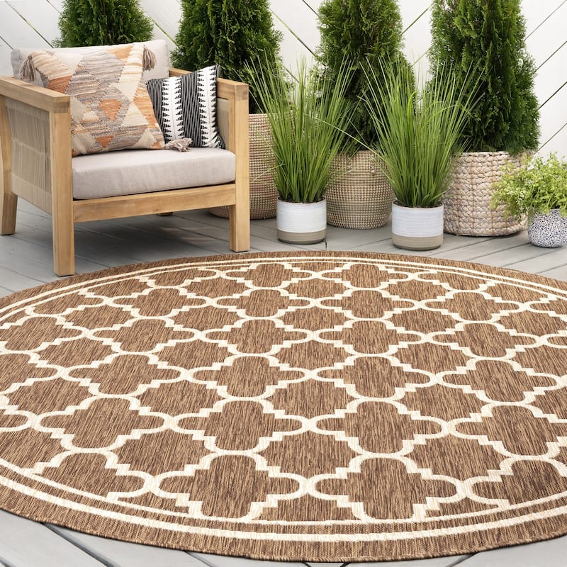 Exo Coastal Geometric Indoor/Outdoor Area Rug - 7'10'' Round - Gold