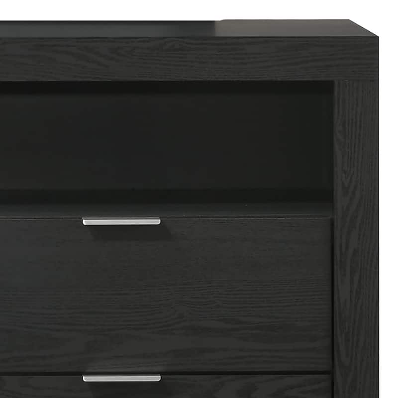 Furniture of America Merro Modern 5-Piece Solid Wood Bedroom Set