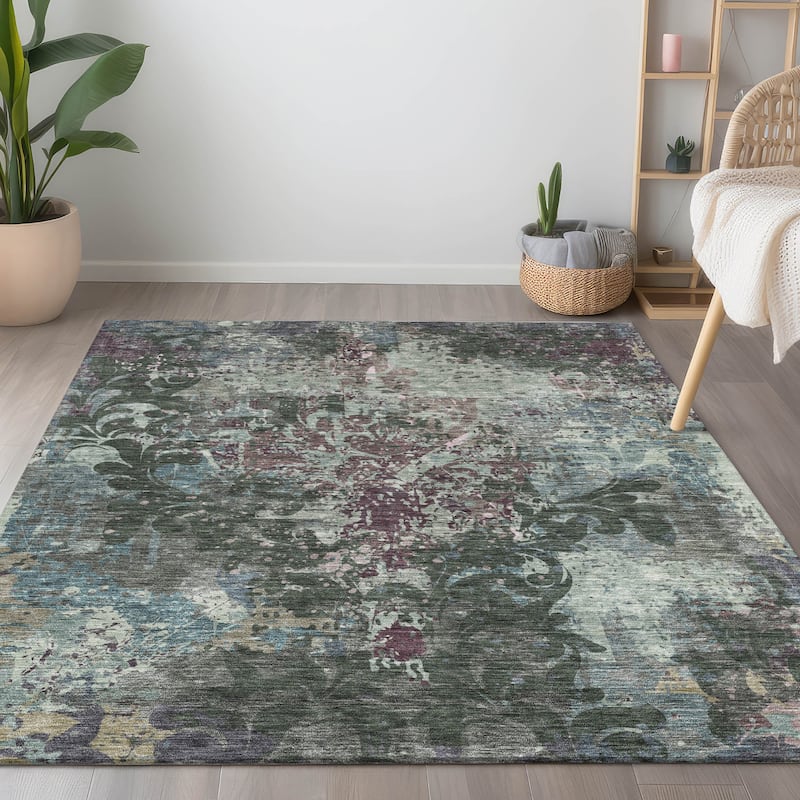 Machine Washable Indoor/ Outdoor Chantille Vintage Damask Rug