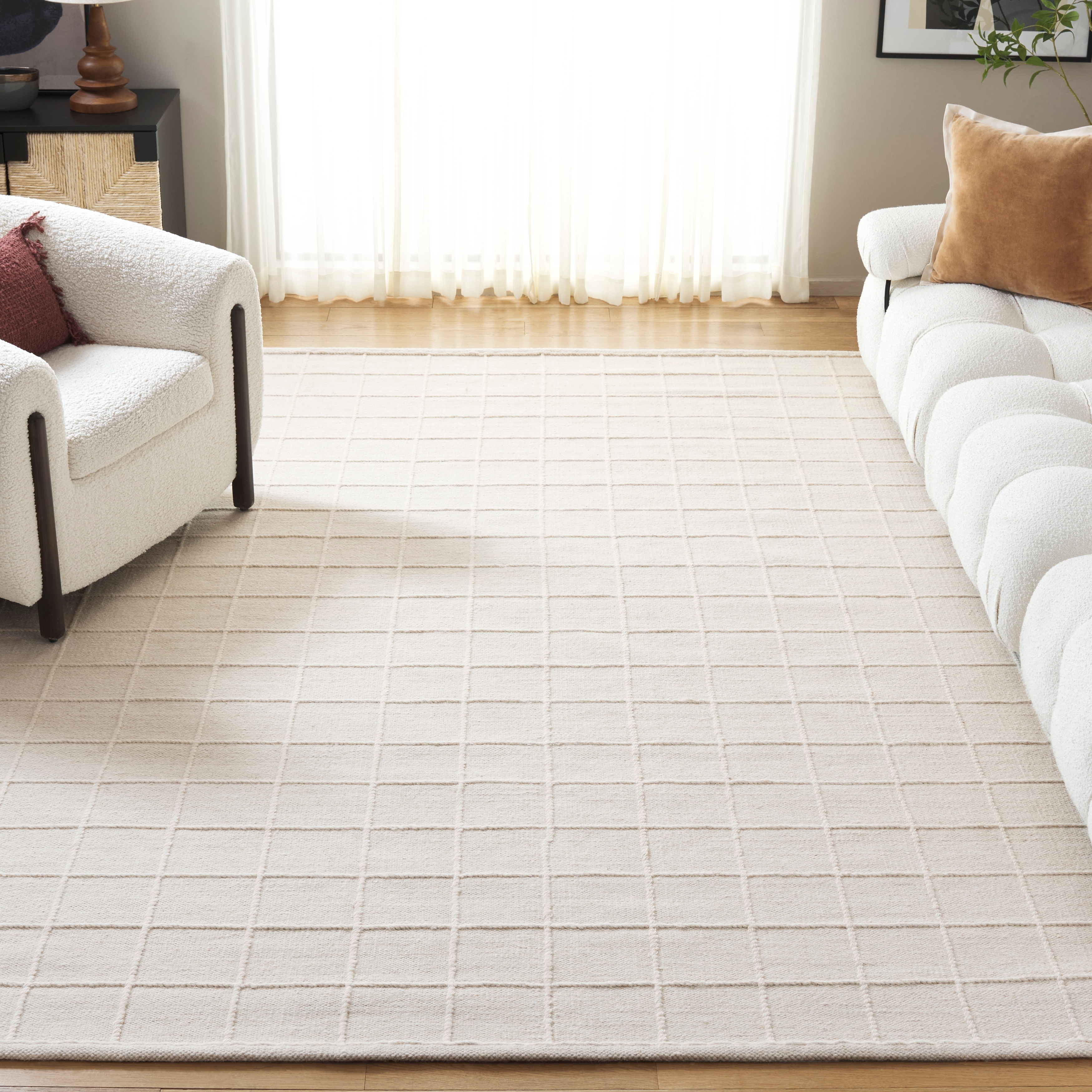 SAFAVIEH Handmade Natura Lyka Transitional Wool Rug - Overstock
