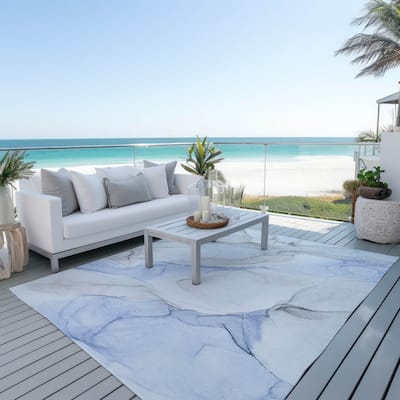 Machine Washable Indoor/ Outdoor Abstract Watercolor Chantille Rug
