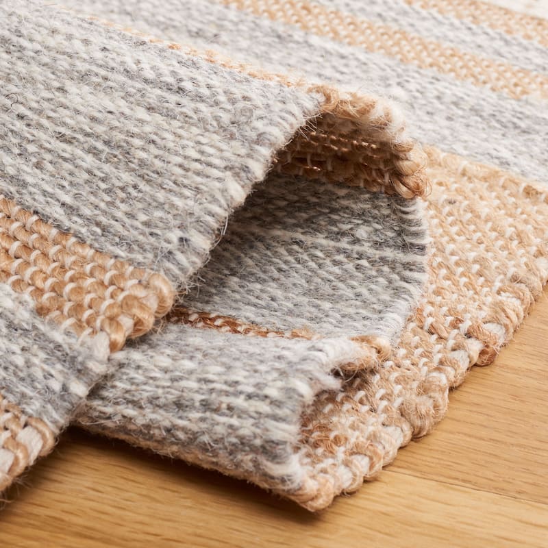 SAFAVIEH Handmade Kilim Justice Farmhouse Stripe Jute Rug