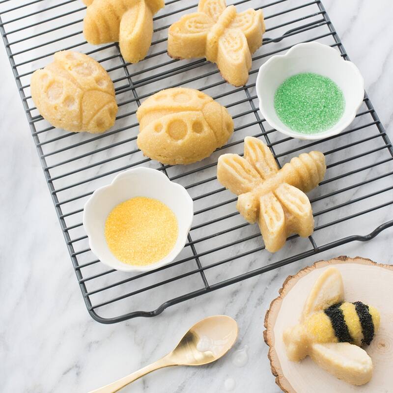 Nordic Ware Backyard Bugs Pan