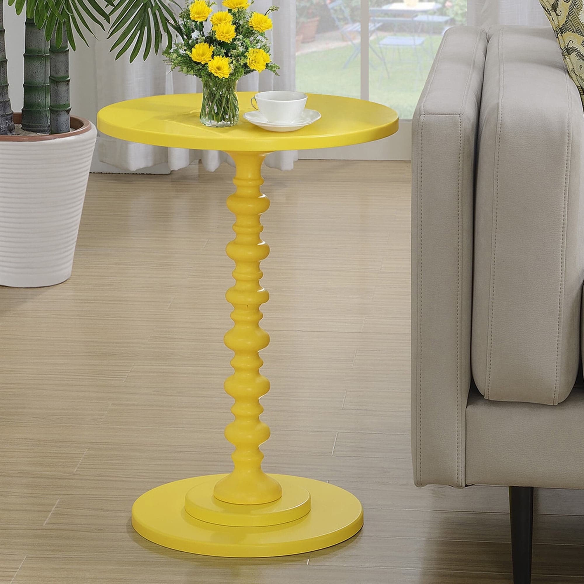 Yellow 17.75-inch Round Spindle Side Table with Classic Design and Tool-Free Setup