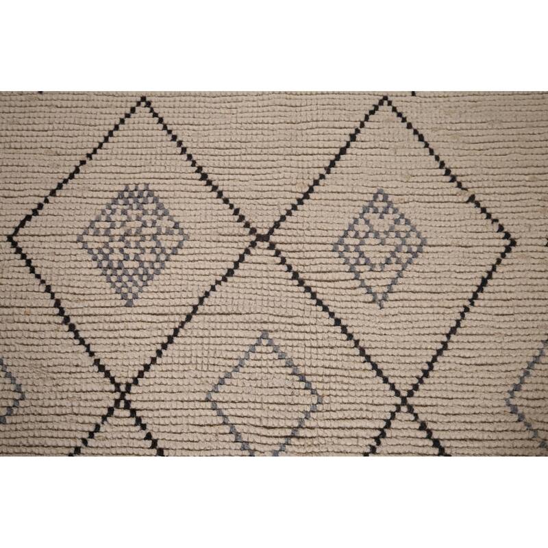 Geometric Beige / Ivory Moroccan Oriental Rug Handmade Wool Carpet - 6'0"x 9'8"