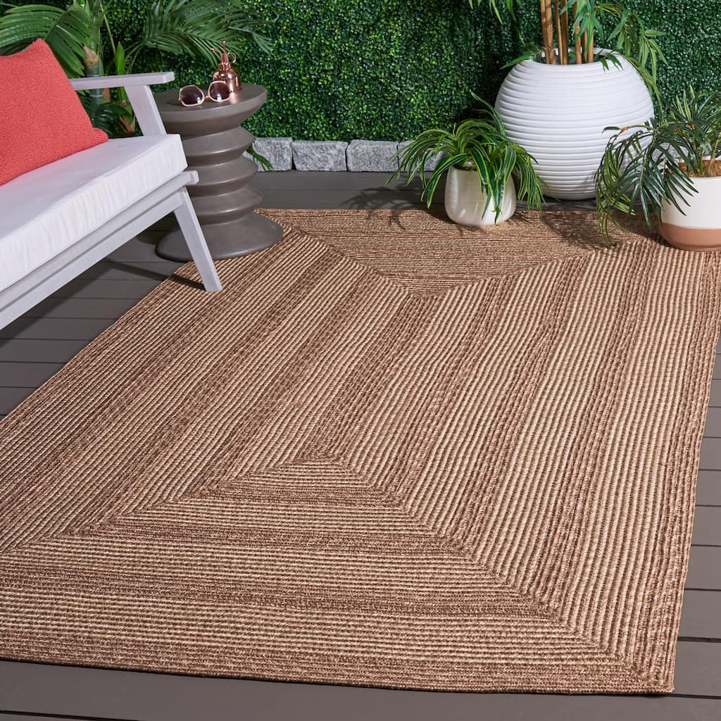 SAFAVIEH Handmade Braided Fatimah Washable Indoor/Outdoor Rug - Weather Resistant & Easy Cleaning