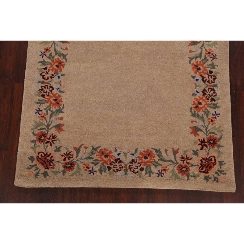 Floral Oriental Traditional Area Rug Hand-tufted Foyer Carpet - 5'0" x 8'0"