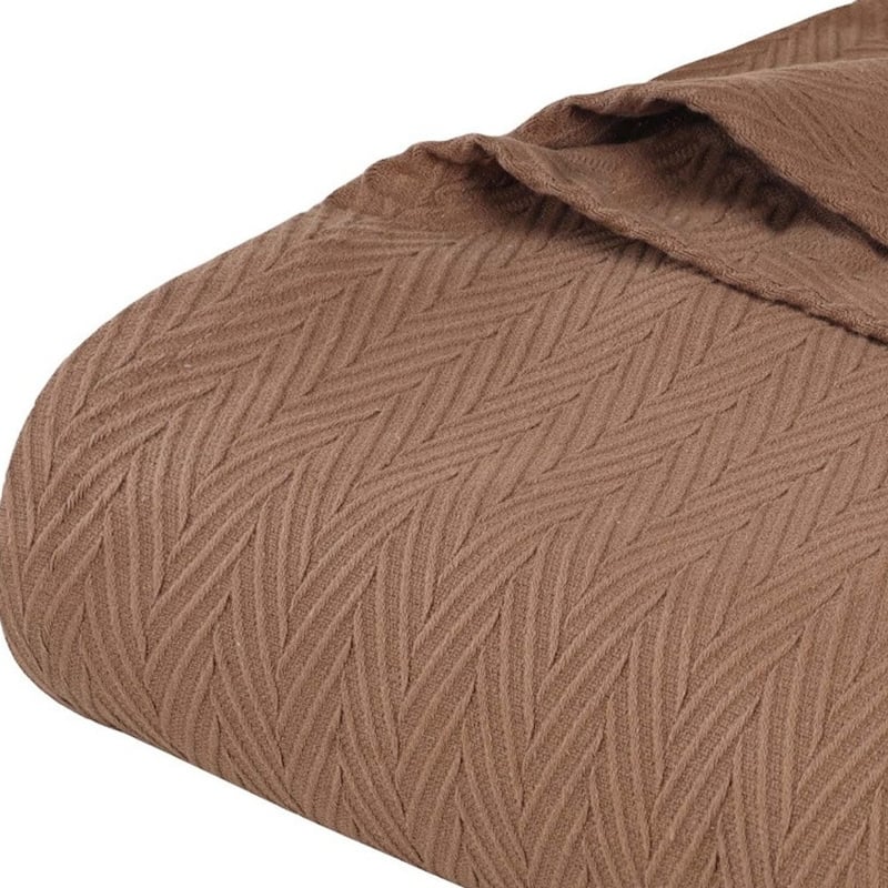 HomeRoots King Taupe Cotton Woven Chevron Blanket