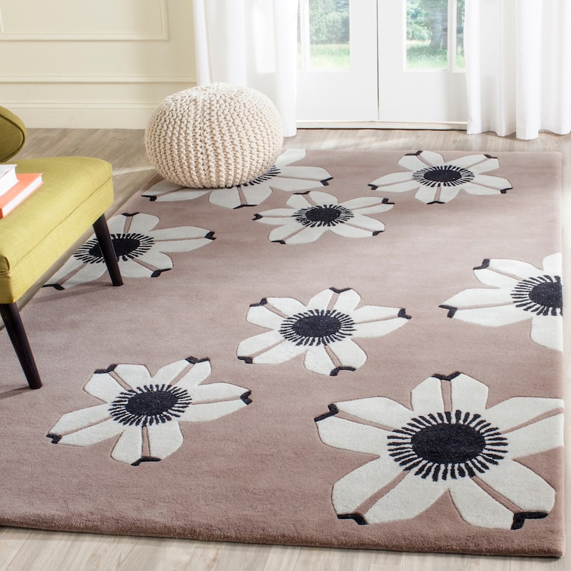 SAFAVIEH Handmade Allure Kondzha Modern Floral Wool Rug - 5' x 8' - Brown