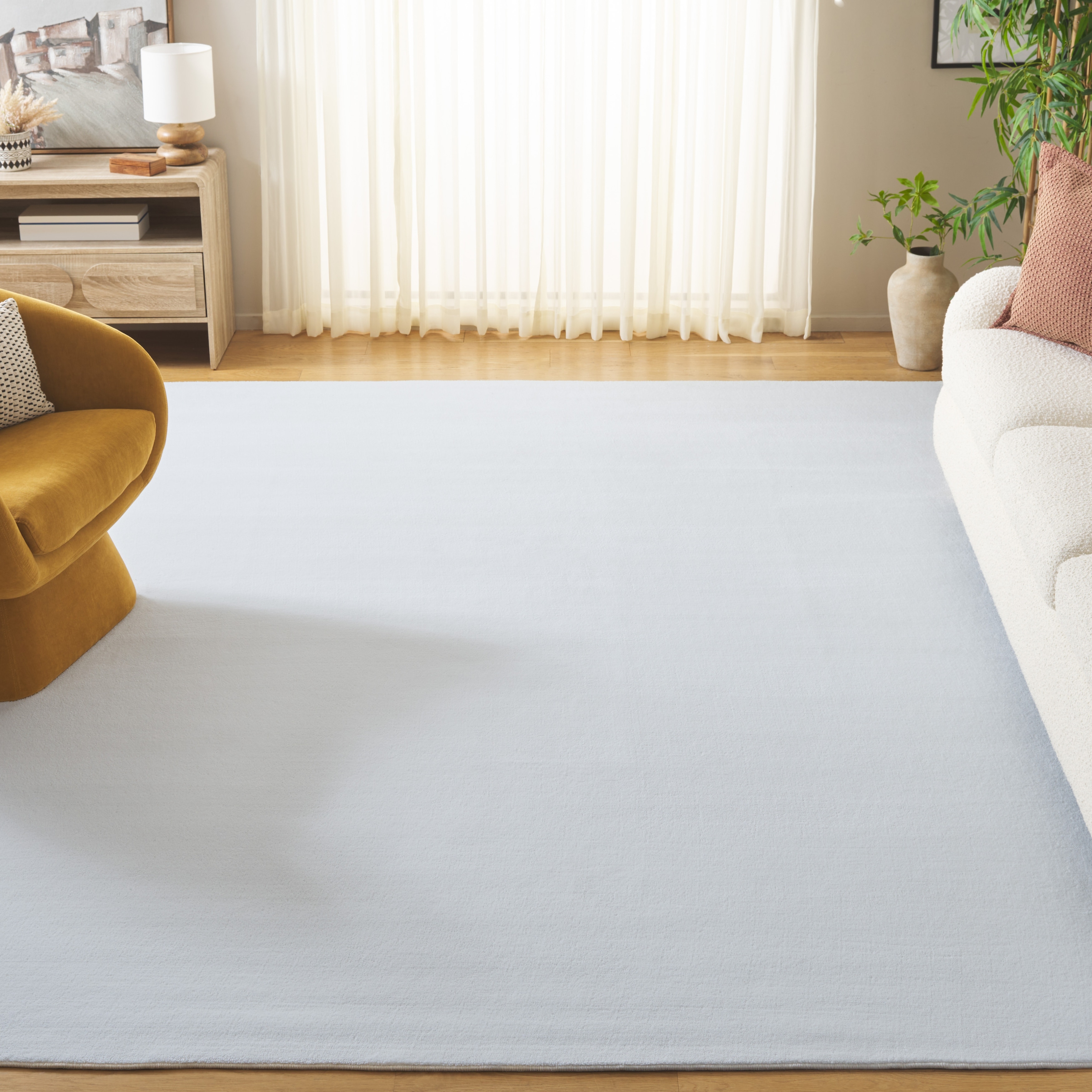 SAFAVIEH Loft Saundra Contemporary Machine Washable Rug