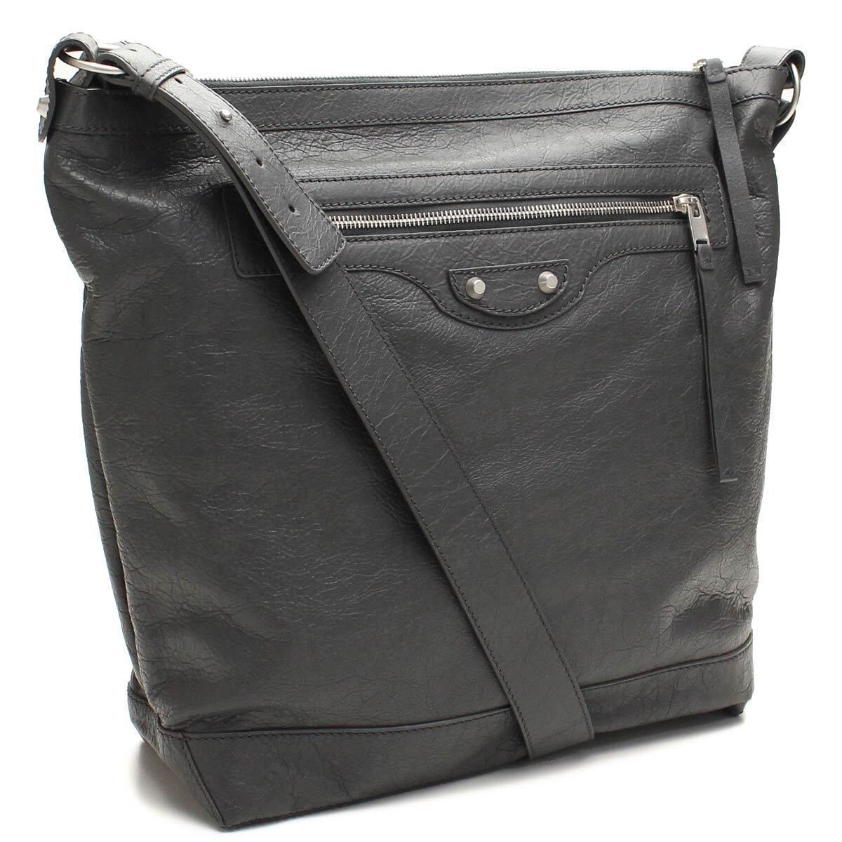 Balenciaga courier hot sale