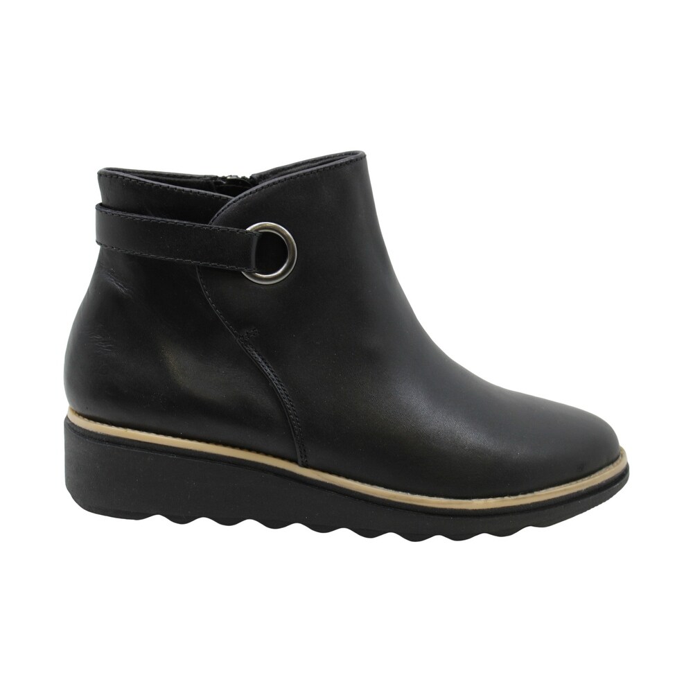 clarks ankle boots sale