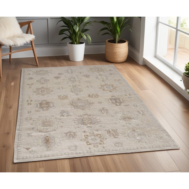 Tuxu Floral Traditional Stain Resistant Durable Area Rug By HomeRoots - 4' x 6'