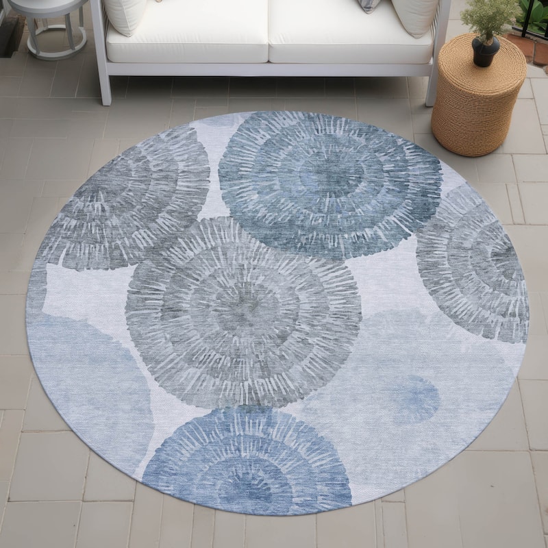 Machine Washable Indoor/ Outdoor Contemporary Devaughn Chantille Rug - Denim - 8' x 8'