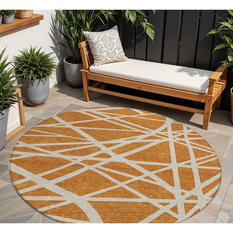 HomeRoots Geometric Transitional Rectangle Outdoor Rug - 8' Round