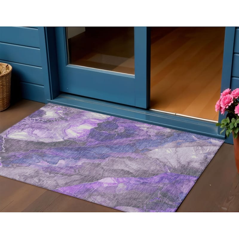 HomeRoots Floral Transitional Rectangle Outdoor Rug - 3' x 5'
