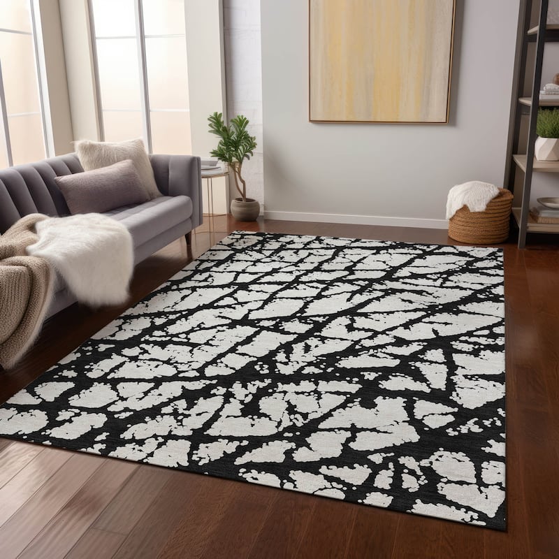 Machine Washable Indoor/ Outdoor Abstract Contemporary Chantille Rug