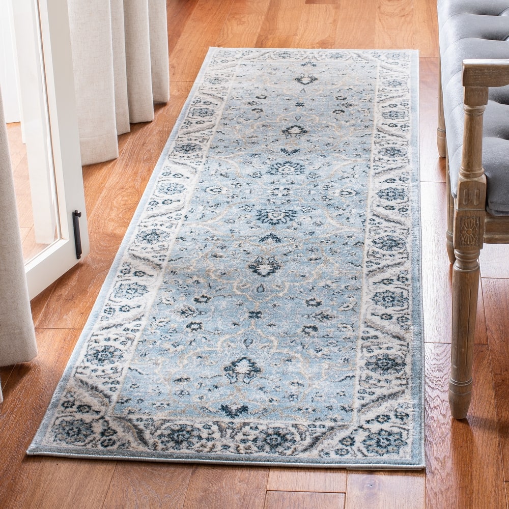SAFAVIEH, Isabella Mindy Traditional Oriental Rug