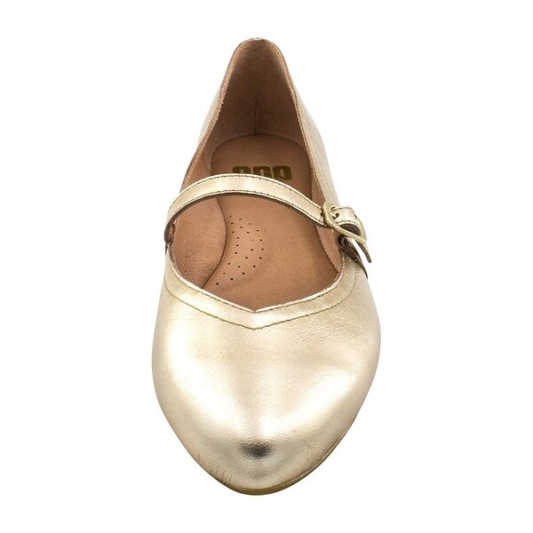 t strap mary jane flats