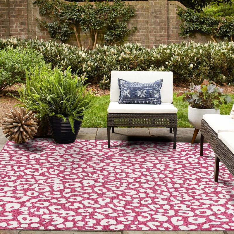 Outdoor Gallery Collection Area Rug