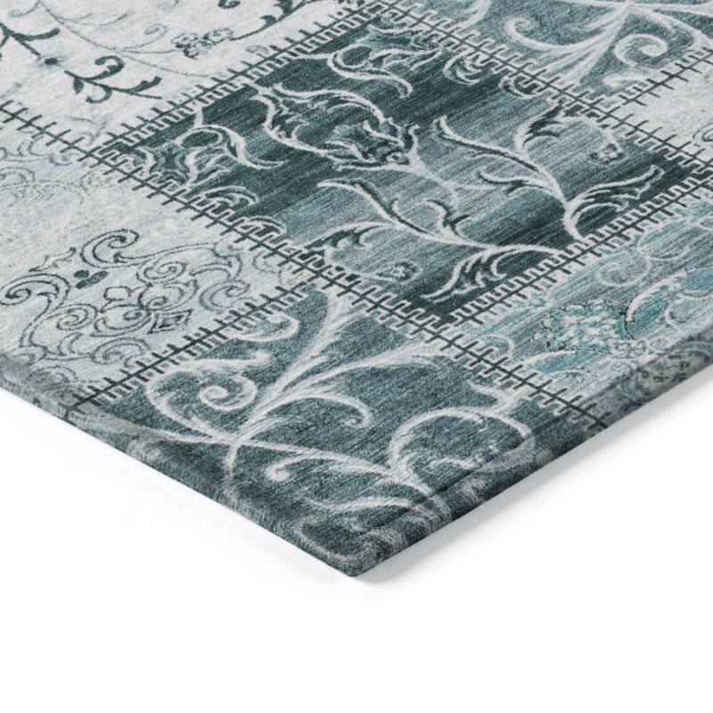 Alfifi Patchwork Weather Resistant Timeless Fusion Round Outdoor Rug