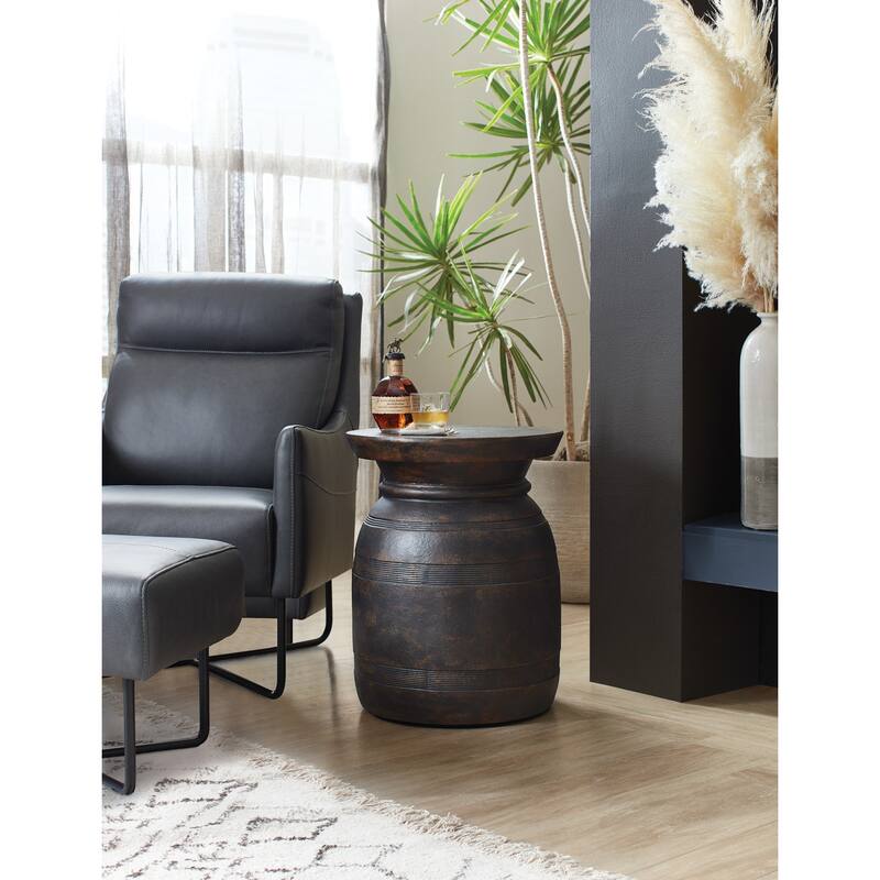 Hooker Furniture 6700-50003-97 Big Sky 20" Diameter Round Accent Table