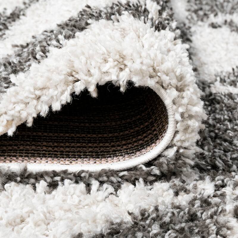 JONATHAN Y Inca Geometric Shag Area Rug