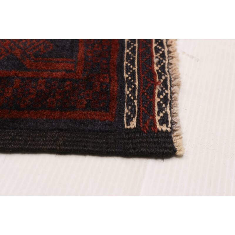 Teimani Red Rug 4'4" x 7'1" - 4'4 x 7'1