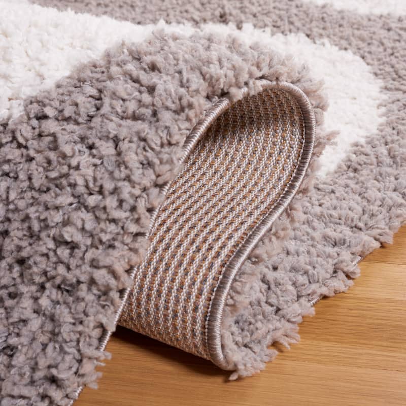 SAFAVIEH Calico Shag Kantha Geometric Dot 1.5-inch Thick Rug