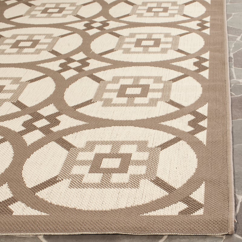 SAFAVIEH Courtyard Gaye Indoor/ Outdoor Waterproof Patio Backyard Rug