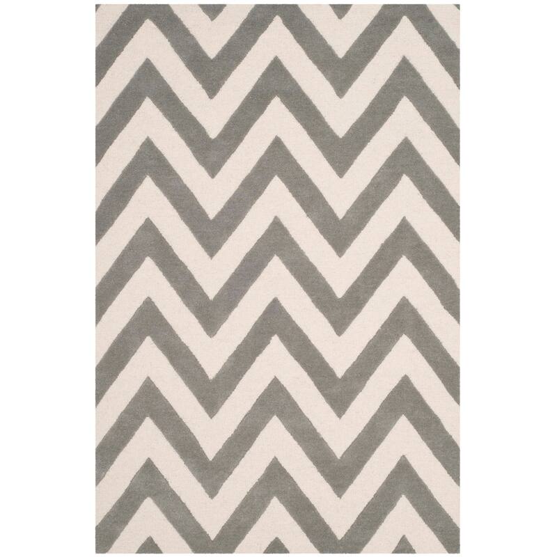 SAFAVIEH Handmade Kids Halle Wool Rug