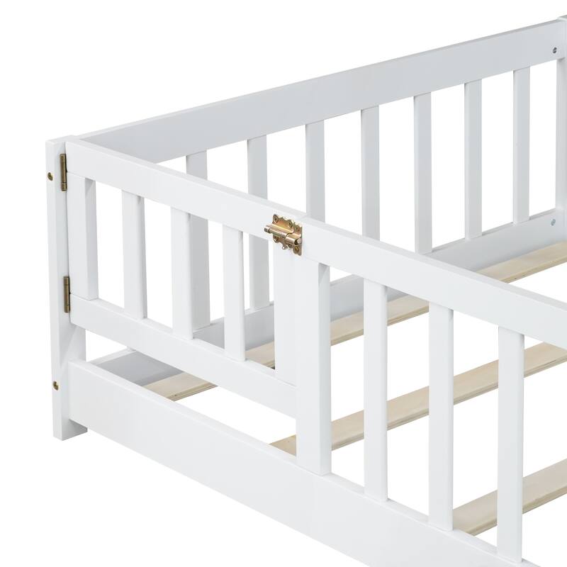 Floor Bed with Fence and Door,Perfect for Kids' Play,and Independence Promotion