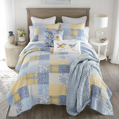 Donna Sharp Spring Flowers 3 PC Quilt Set