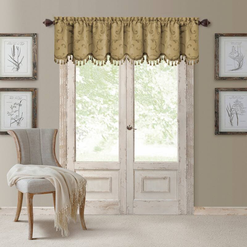 Elrene Mia Jacquard Blackout Scallop Window Valance - 52" w x 19" l