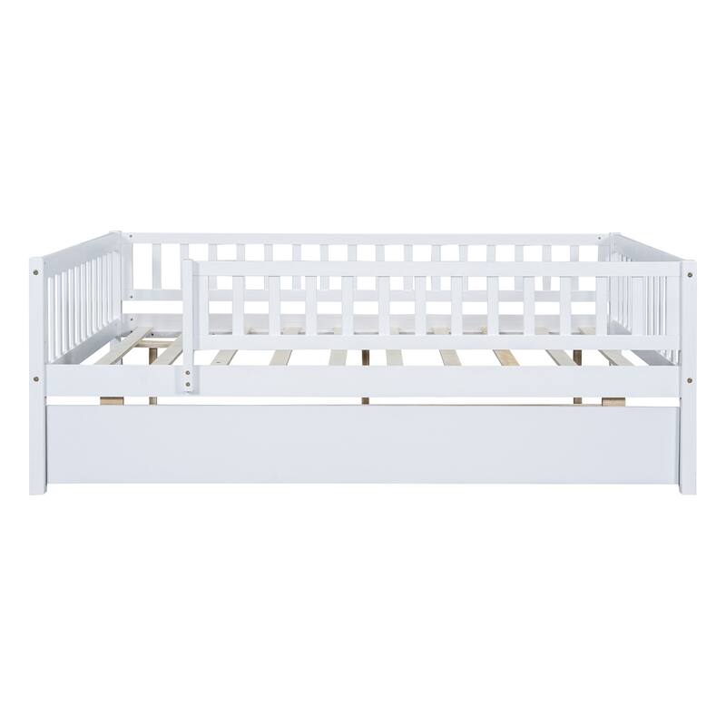 Full Size Daybed with Pull-Out Trundle and Fence Guardrails