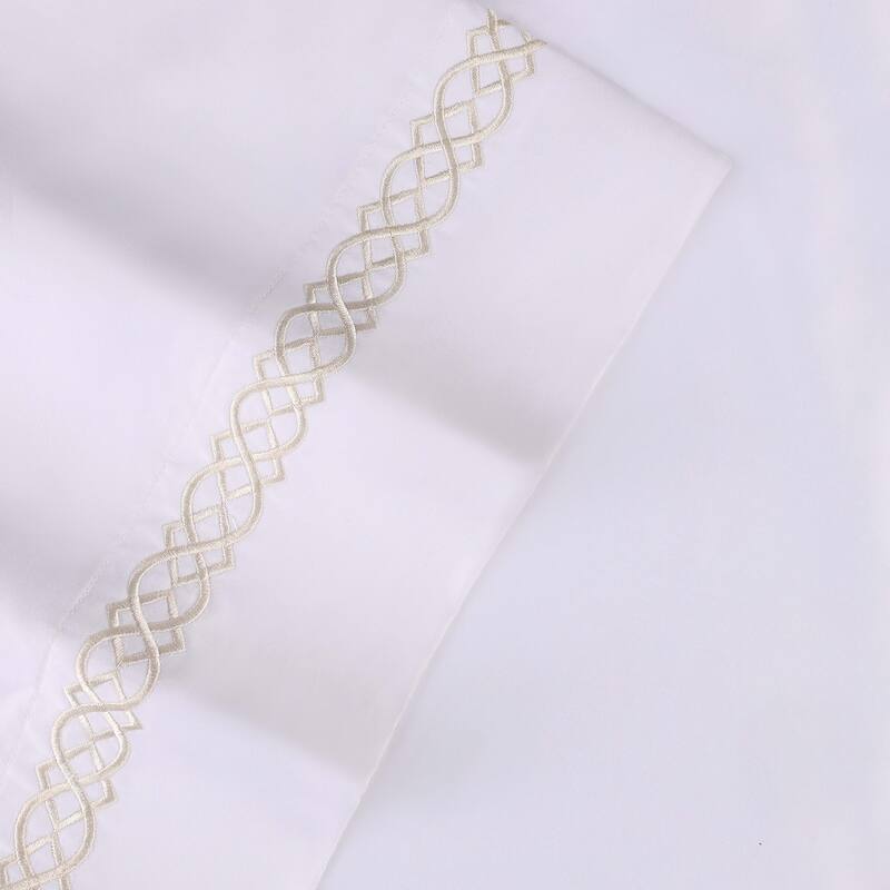 Superior Egyptian Cotton 1000 Thread Count Embroidered Scroll Pillowcases (Set of 2)