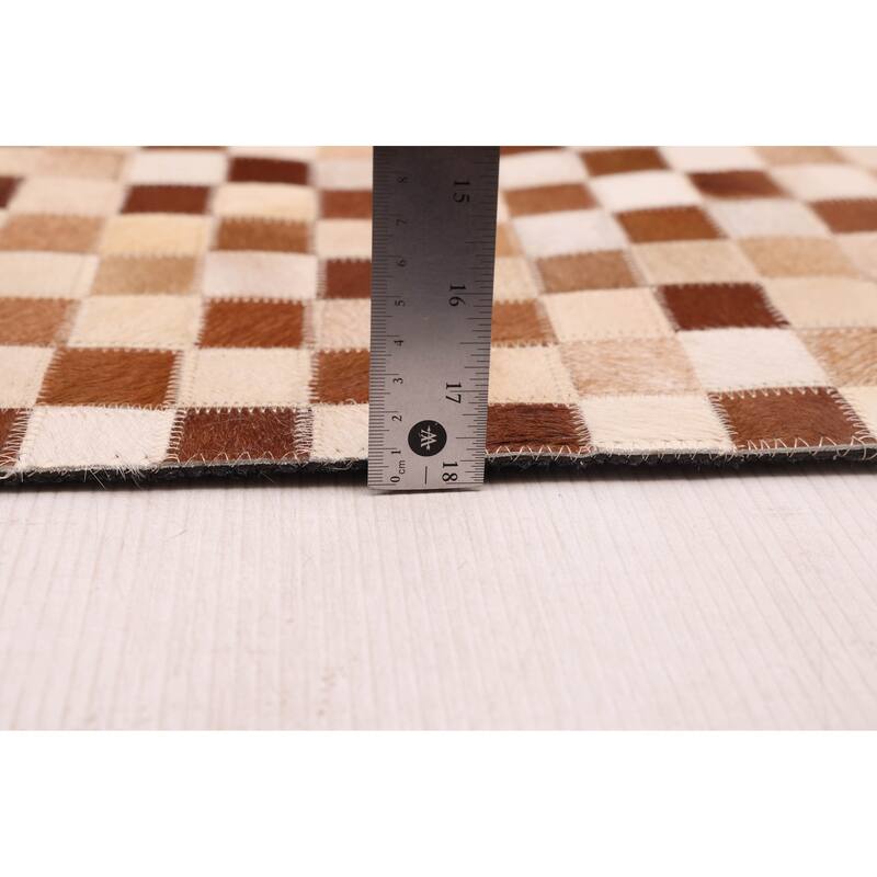 ECARPETGALLERY Handmade Cowhide Patchwork Brown Leather Rug - 4'0 x 6'0
