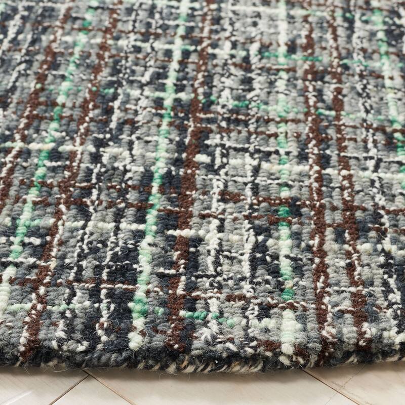 SAFAVIEH Handmade Abstract Jonina Modern Wool Rug