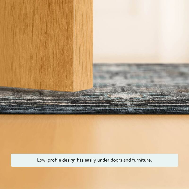 Machine Washable Indoor/ Outdoor Traditional Indore Chantille Rug